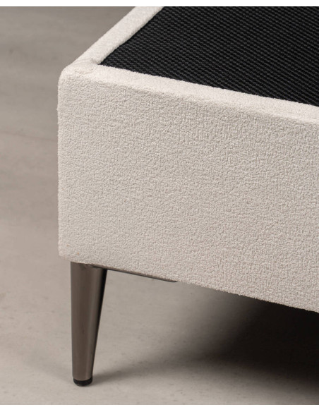 Base de cama Liria tapizada blanca con patas metálicas cromadas 90x200cm