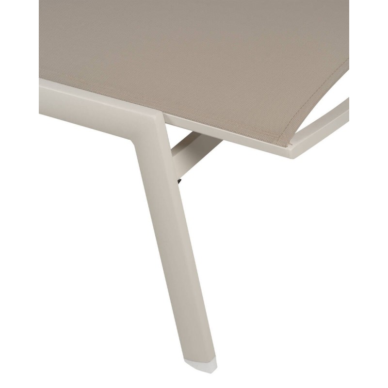 TUMBONA DE EXTERIOR LANKA CON ESTRUCTURA DE ALUMINIO MOKA Y TEXTILENE KAKHI