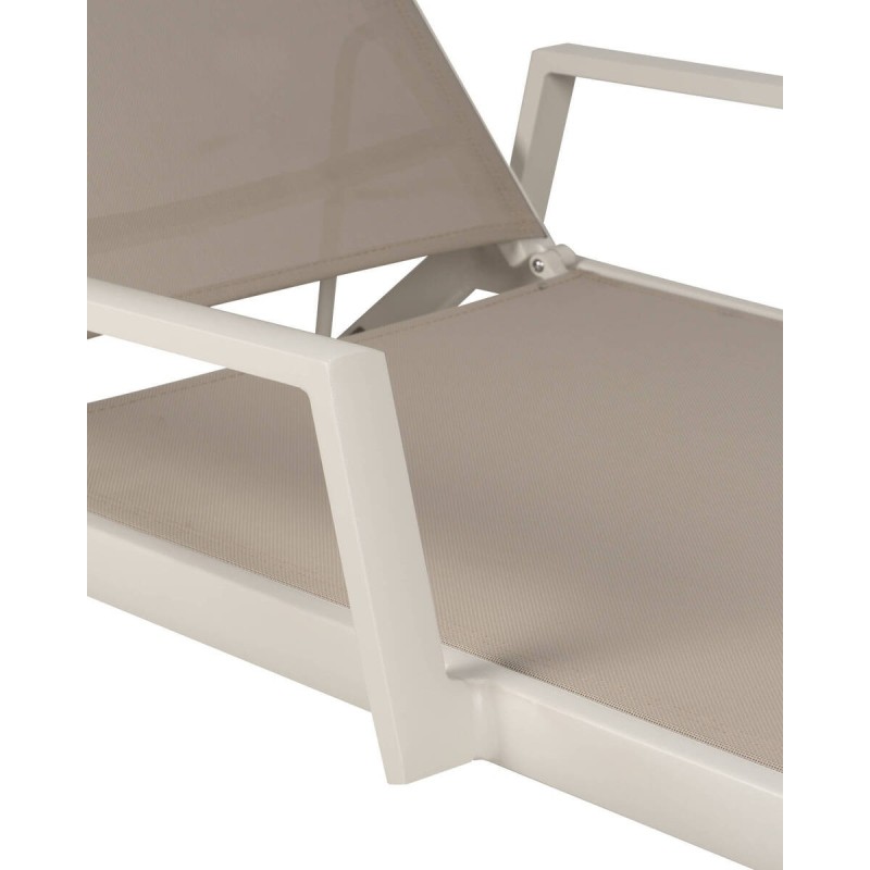 TUMBONA DE EXTERIOR LANKA CON ESTRUCTURA DE ALUMINIO MOKA Y TEXTILENE KAKHI