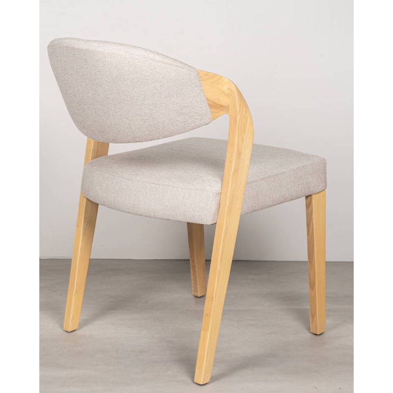 Silla de comedor Elin en fresno con asiento y respaldo tapizados