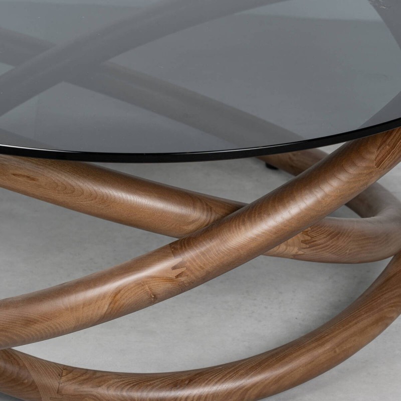 MESA DE CENTRO ÓRBITA EN CRISTAL AHUMADO Y MADERA DE FRESNO NOGAL 90x41cm