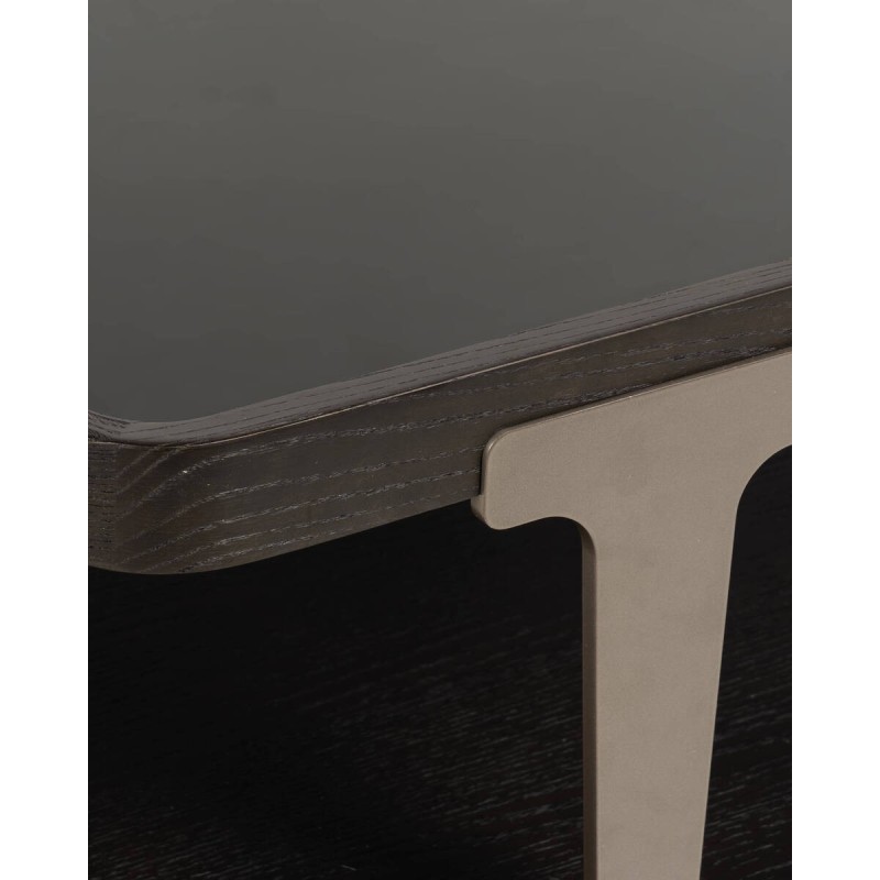 MESA DE CENTRO BRUMA NEGRA CON TAPA DE CRISTAL AHUMADO Y ESTANTE EN CHAPA DE FRESNO