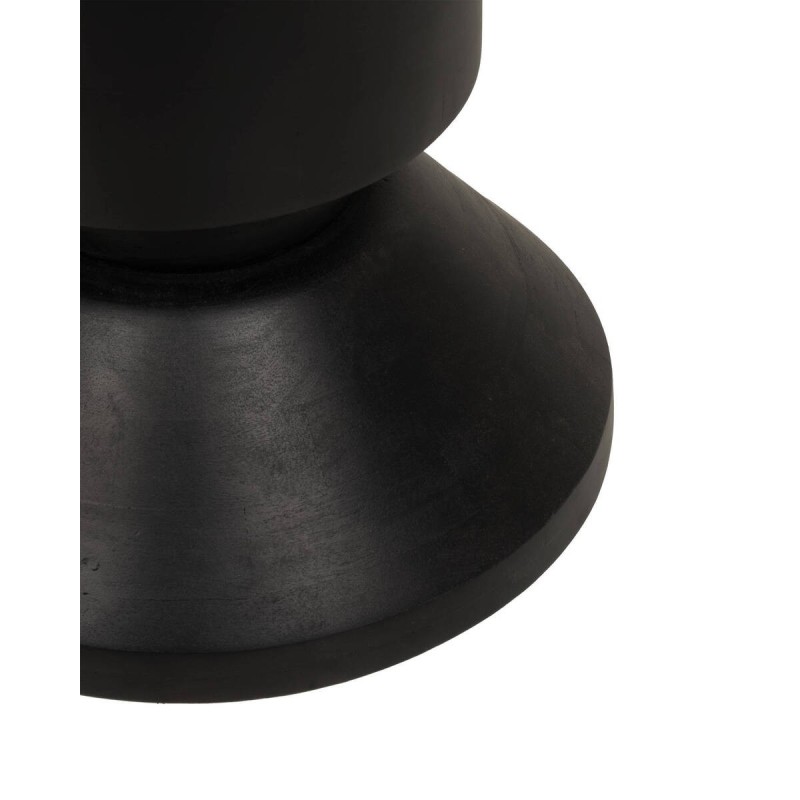 Mesa auxiliar con forma geométrica Tenari de madera maciza negra 35x46cm