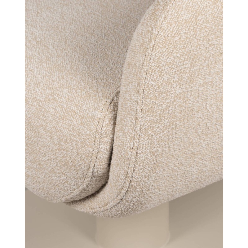 Butaca Luna tapizada en tejido beige