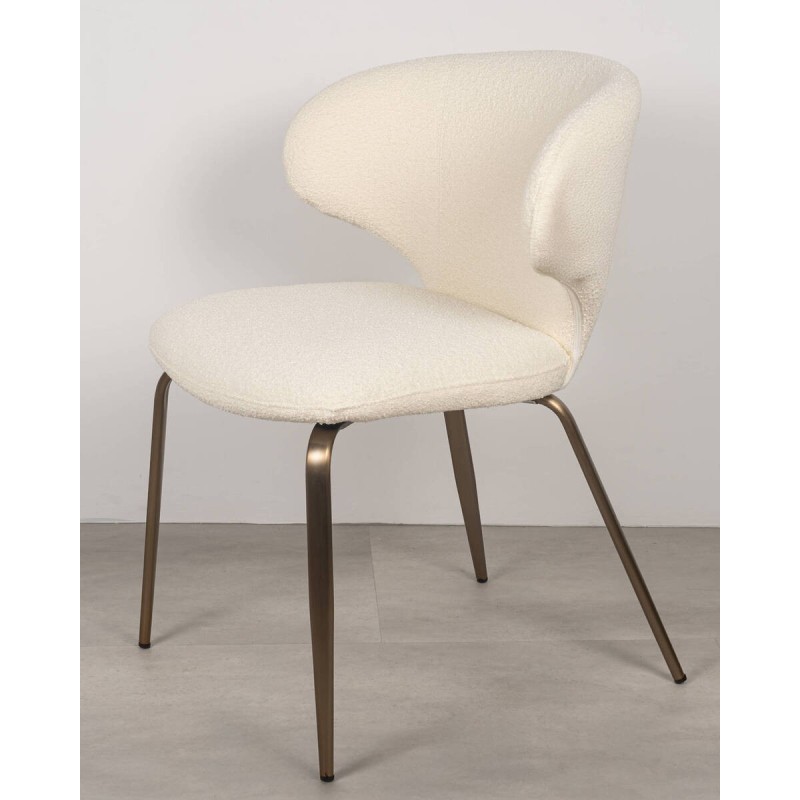 Silla Amelie tapizada en borreguito blanco con patas bronce metálicas
