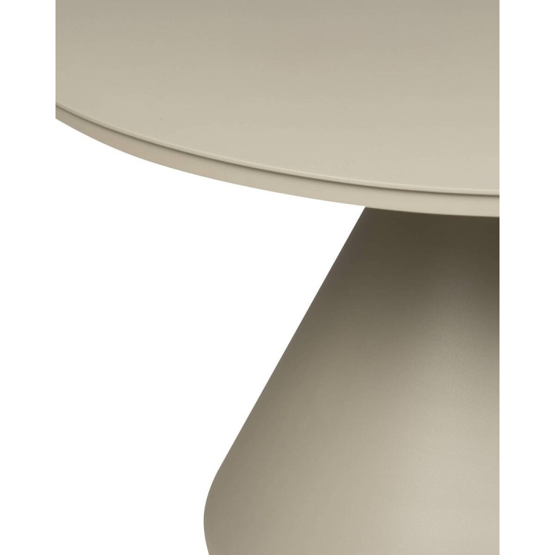 Silla Amelie tapizada en borreguito blanco con patas bronce metálicas