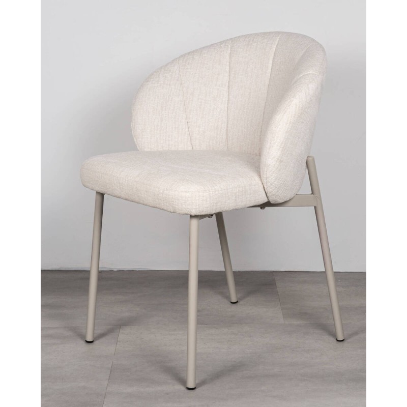 Silla Numea tapizada beige con patas metálicas