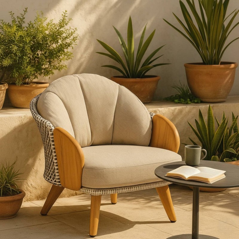 Sillón Lotus ratán y teca con cojines beige exterior