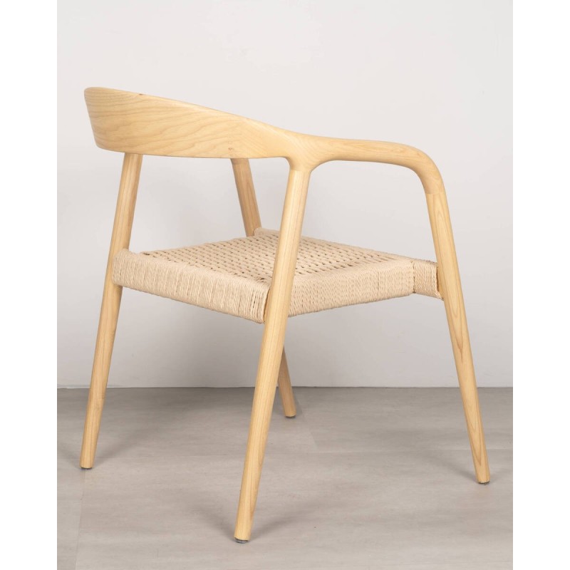 Silla de comedor Inga en fresno blanco con asiento de cuerda trenzada