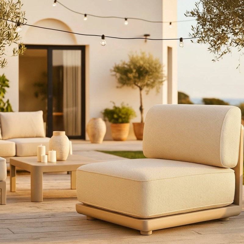 Sofá modular Jalousie beige con base robusta exterior