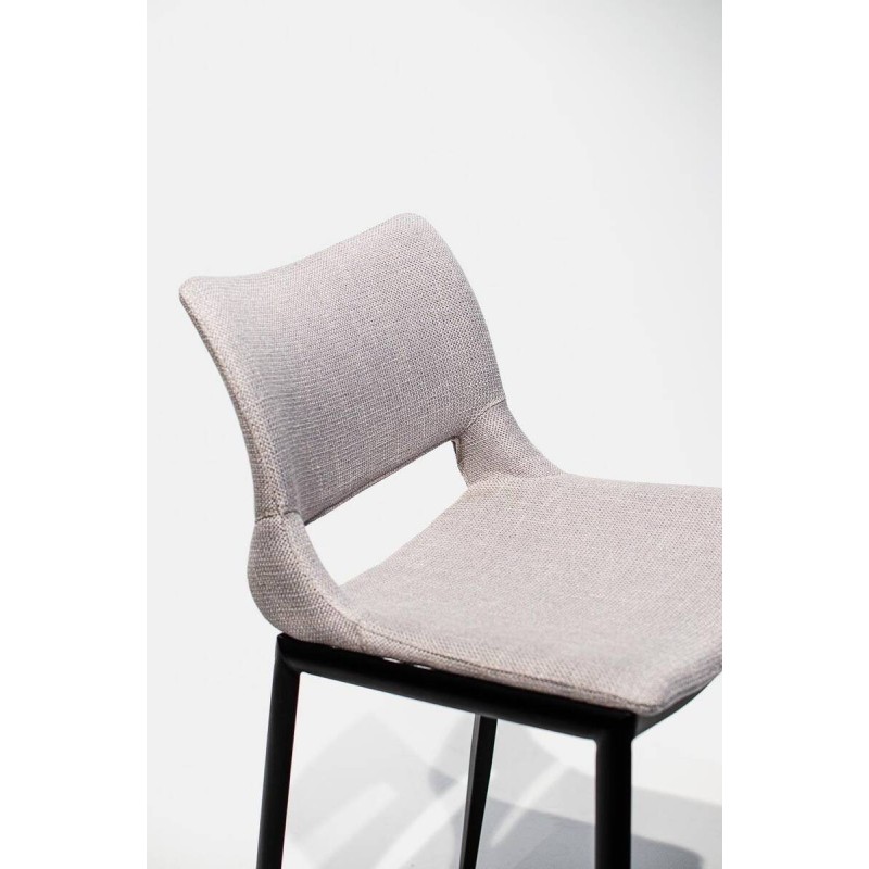 TABURETE ALTO TAPIZADO TELA COLOR CRUDO - ACERO ACABADO NEGRO (45x49x105cm)