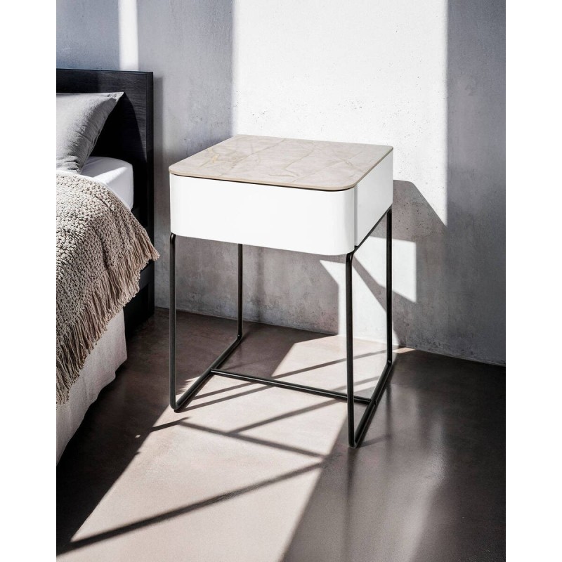 Mesita de noche estructura negra/blanco brillo/tapa piedra 40x40x54cm
