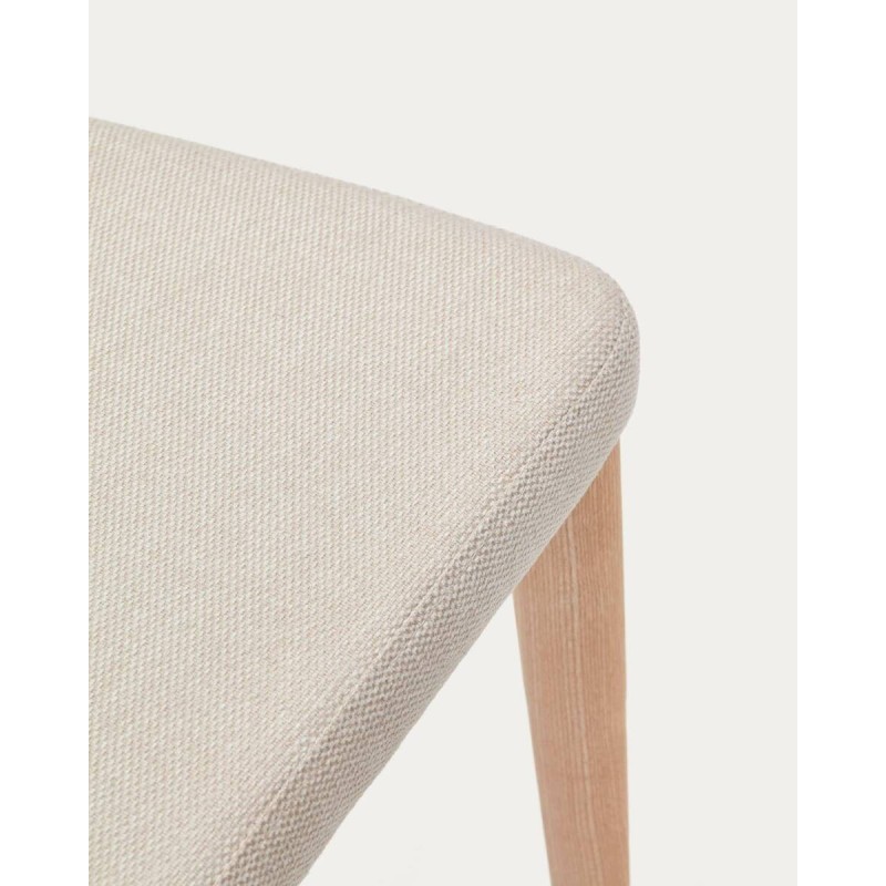 Silla rosie de chenilla beige y patas de madera maciza de fresno 56x56x77cm