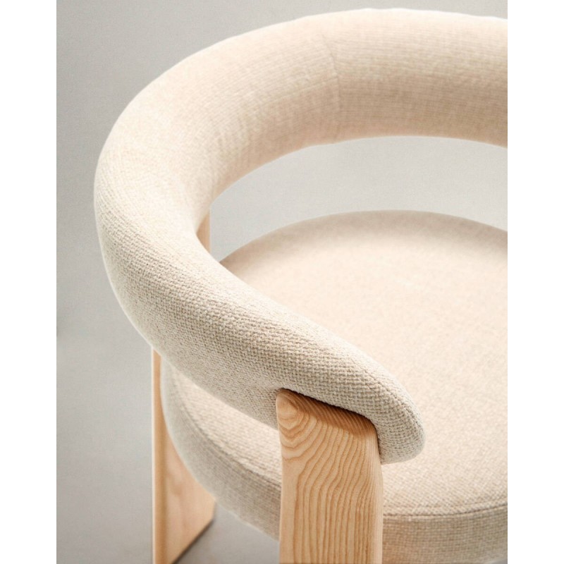 Silla granite de 3 patas de chenilla beige y madera de fresno acabado natural  61x53x73cm