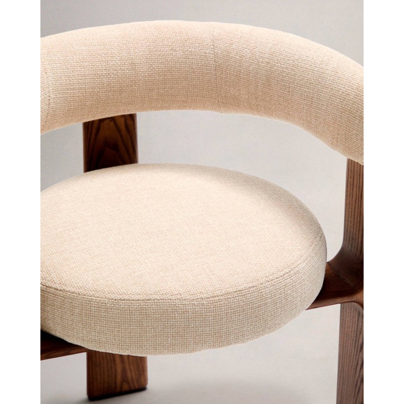 Silla granite de 3 patas de chenilla beige y madera de fresno acabado nogal 61x53x73cm