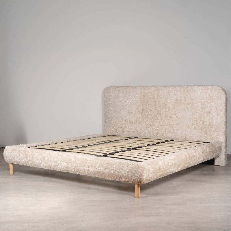 Cama Elna en tejido bouclé beige con patas de madera para colchón 180x200cm