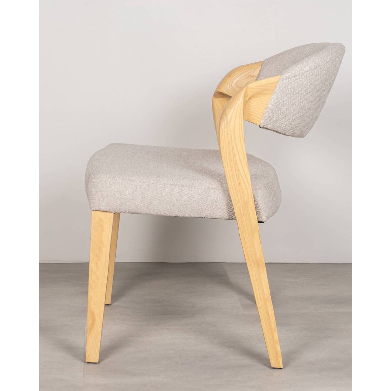 Silla de comedor Elin en fresno con asiento y respaldo tapizados