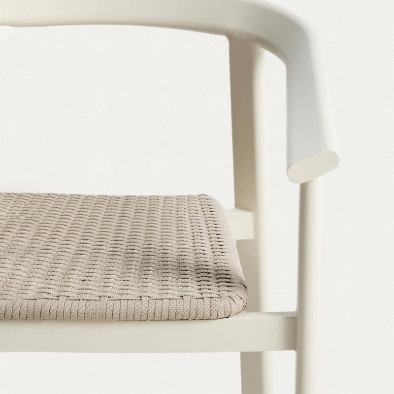 Silla Erice de exterior con reposabrazos en aluminio beige