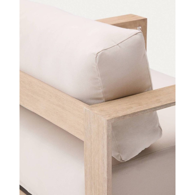 Sillón ambra de madera maciza de acacia con acabado claro