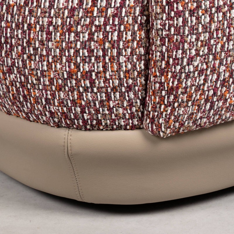Sillón Giratorio Namib Tapizado en Bouclé Granate con Base de Polipiel
