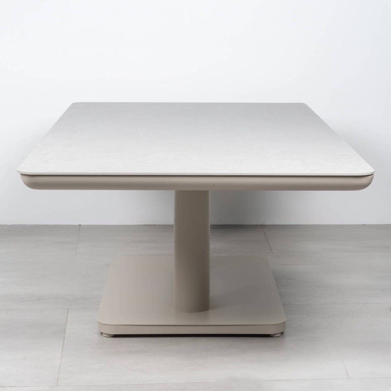Mesa de Exterior Benissa con Altura Regulable y Tablero de Piedra 140cm