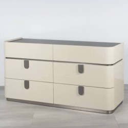 Cómoda Limpopo Beige Lacada con 6 cajones y tiradores metálicos 150 cm