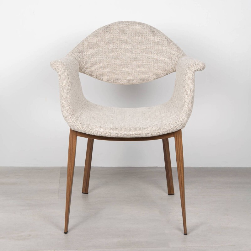 Silla de Comedor Maroni Tapizada en Beige y Patas de Metal acabado Madera