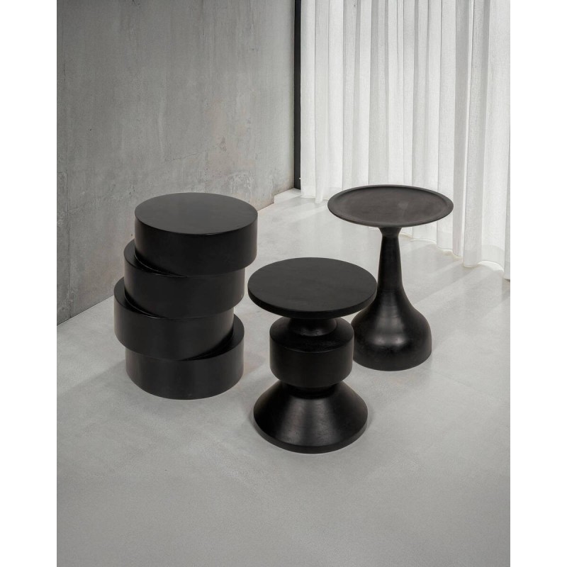 Mesa auxiliar con forma geométrica tenari de madera maciza negra 35x46cm