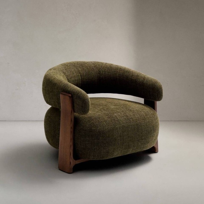 Granite armchair in green chenille and ash wood legs with walnut finish 83x86x67cm