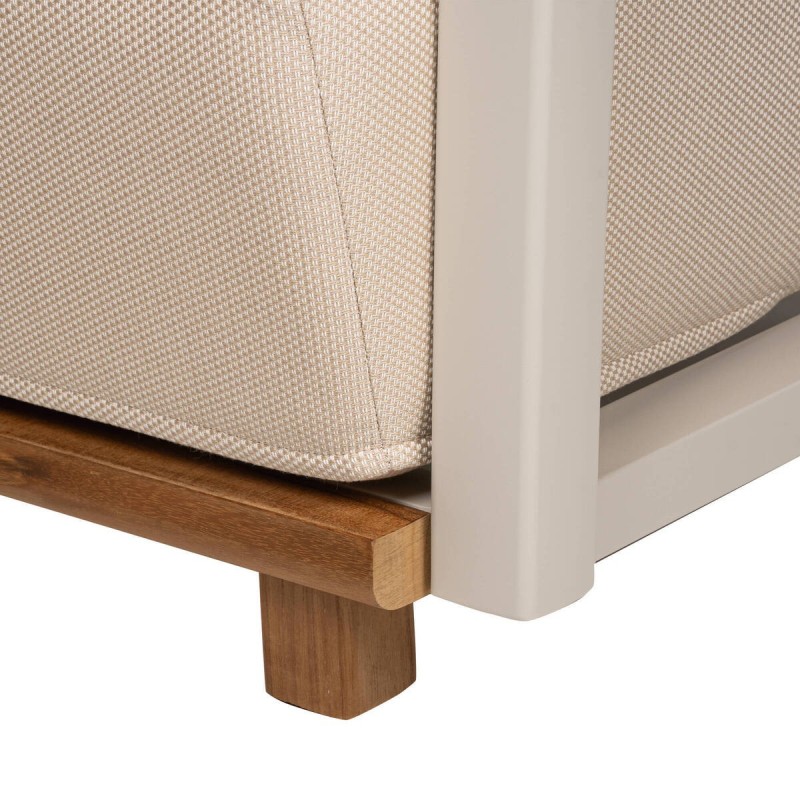 Sillón Rio de exterior de aluminio beige y madera de teca con respaldo de polipiel