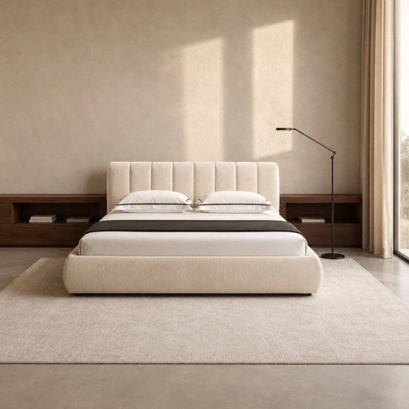 Cama tapizada beige con cabecero acolchado 180x200