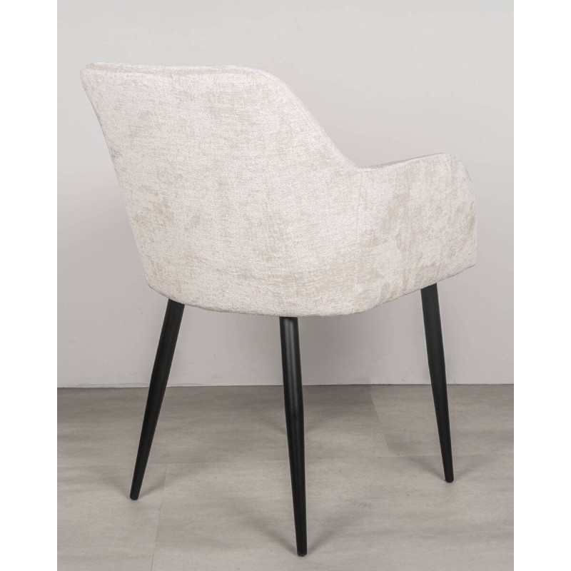 Silla Vera tapizada beige con brazos