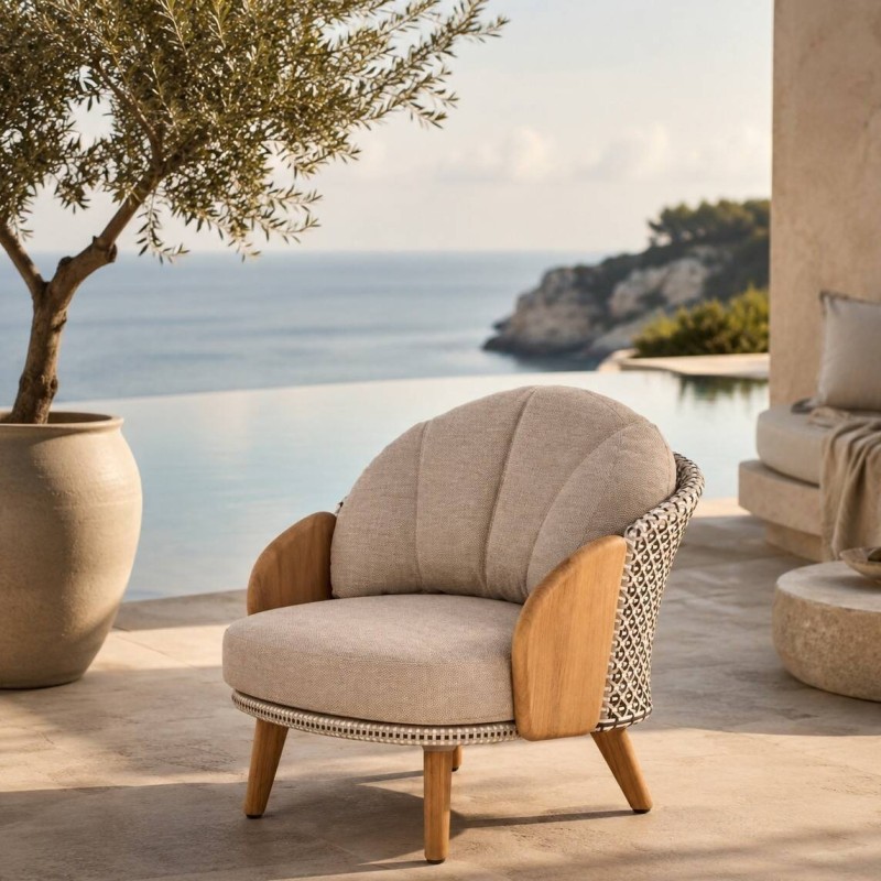Sillón Lotus ratán y teca con cojines beige exterior