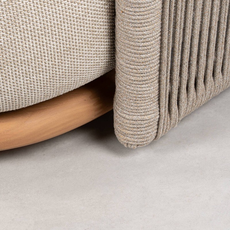 Outdoor armchair in Mocca Wave with Olefin rope and teak base