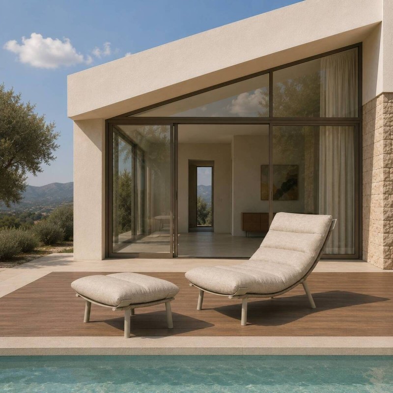 Arrel outdoor footrest in aluminum and Silk Grey fabric