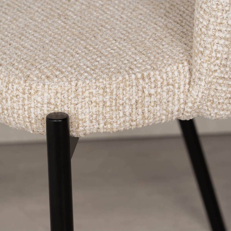 Silla de Comedor Theiss Tapizada en Beige Bouclé y Patas de Metal Negro