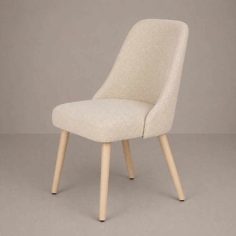 Silla Solen tapizada beige con patas de madera maciza
