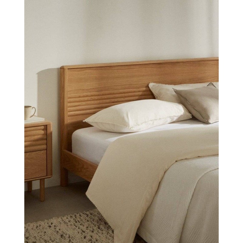 Lenon bed made of wood and oak veneer for a 180 x 200 cm mattress FSC MIX Credit