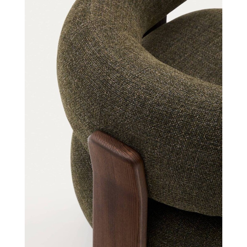 Granite armchair in green chenille and ash wood legs with walnut finish 83x86x67cm