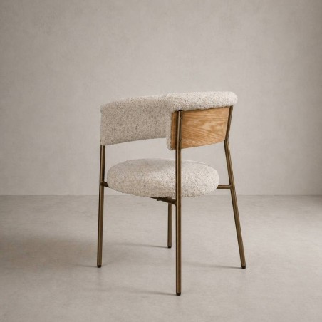 Silla de comedor tapizada Delaun con respaldo envolvente y patas metálicas 62x56x70cm