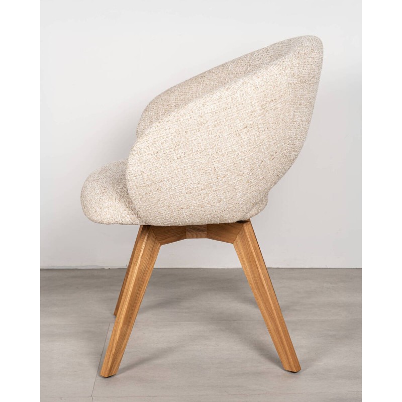 Silla Nobu comedor tapizada beige con patas de madera y base giratoria