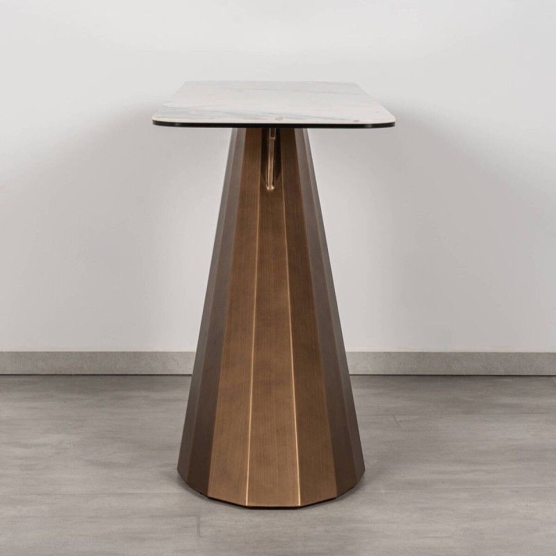 Consola Oria mármol y bronce 135 cm con base de metal bronce y tapa cerámica