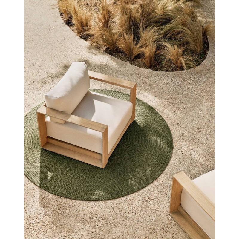 Sillón ambra de madera maciza de acacia con acabado claro