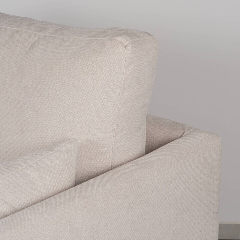 Sillón Funny Beige Claro con Patas en Aguja Negras 90 cm