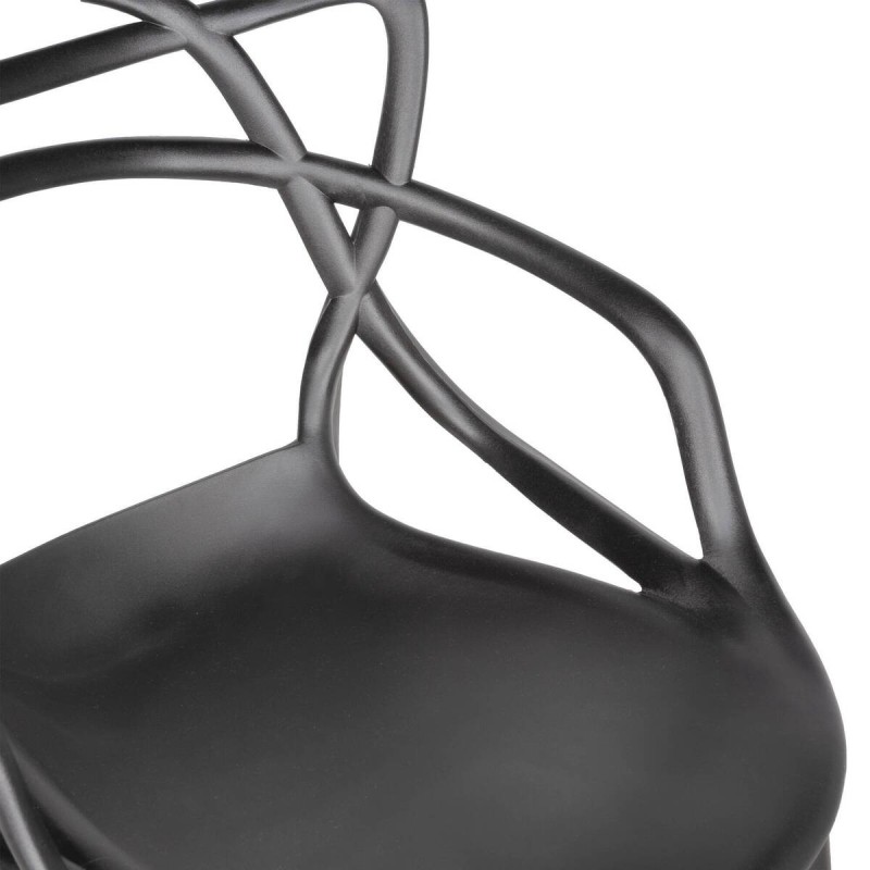 Taburete de plástico gris con diseño curvilíneo en respaldo 75cm