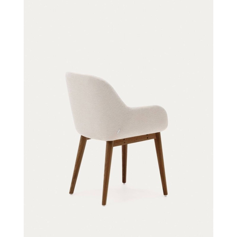Silla de comedor tapizada beige · Patas de madera roble natural