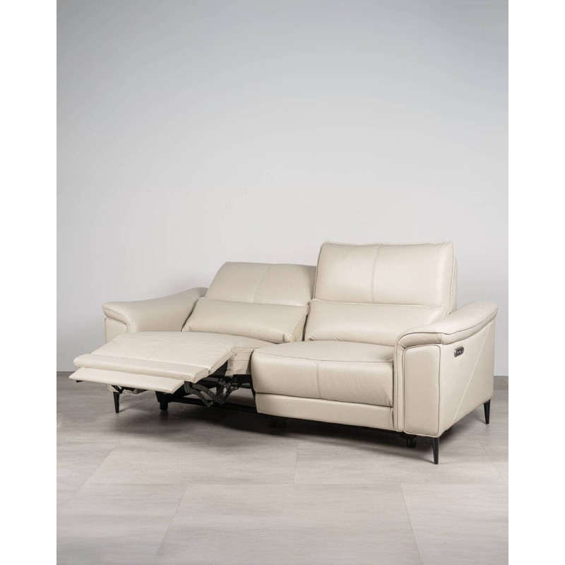 Sofá relax eléctrico 3 plazas en piel beige con puerto USB | Muebles Benítez